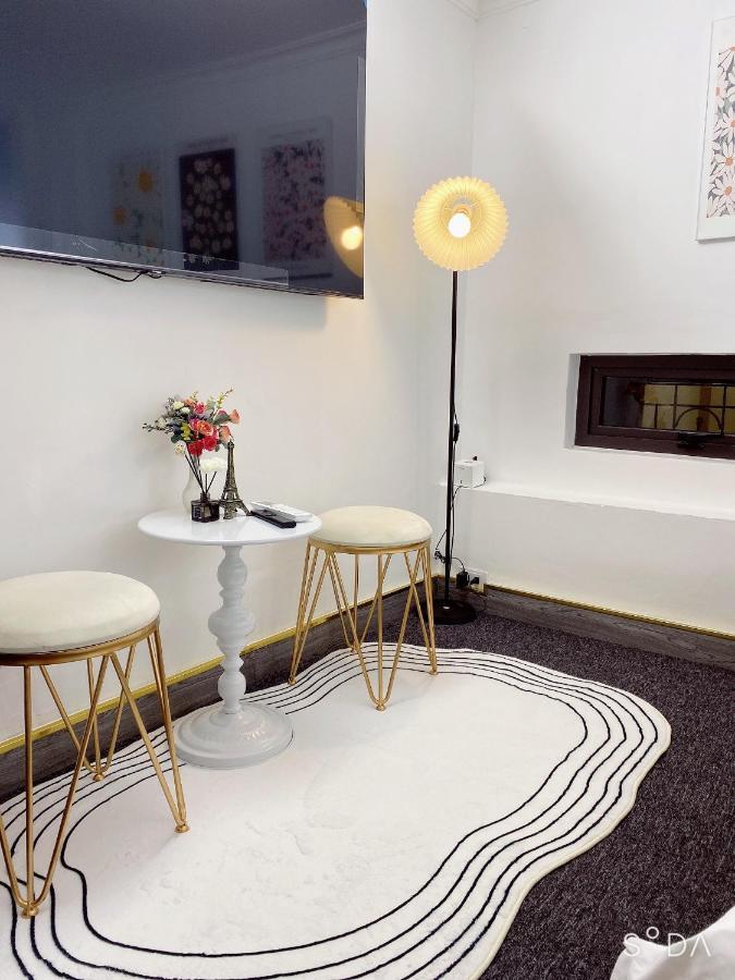 The Grand Diamond C - Modern Apartment Near Tuoi Tre Park هانوي المظهر الخارجي الصورة